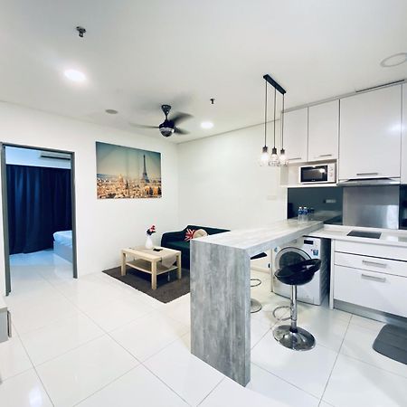 Mercu Summer Suites Klcc By Grihoz กัวลาลัมเปอร์ ภายนอก รูปภาพ